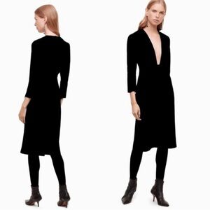 Aritzia Babaton Masu Black Deep Plunge V Neck 3/4 Sleeve Midi Dress, size 8
